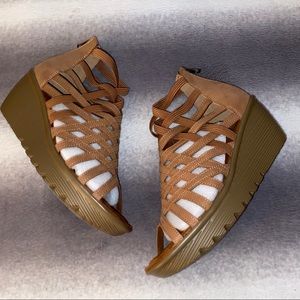 skechers dream queen tan